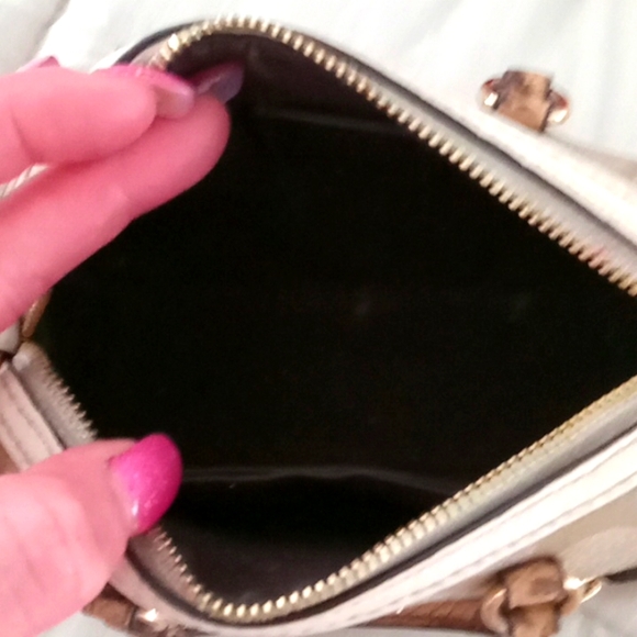 Limited edition Coach purse - Picture 12 of 12